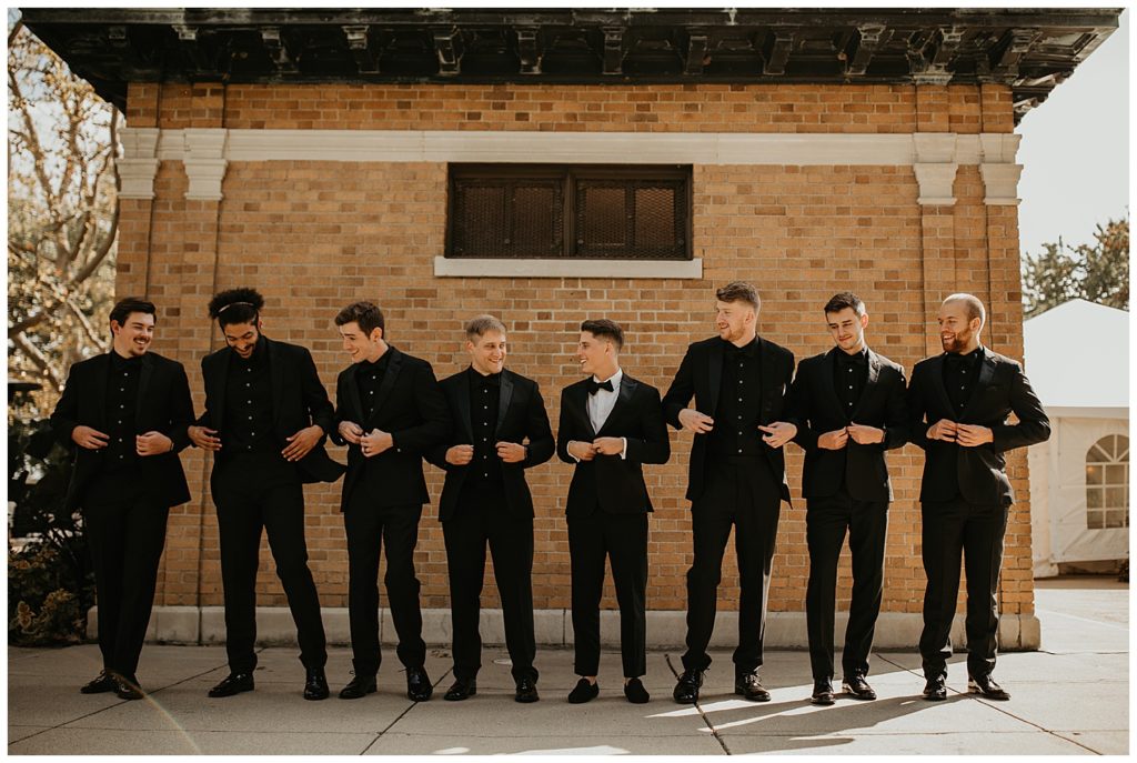 groomsmen group portraits